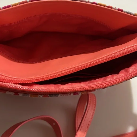 Vera Bradley‎ Coral Confetti Stripe Small Zip Crossbody - Picture 6 of 9
